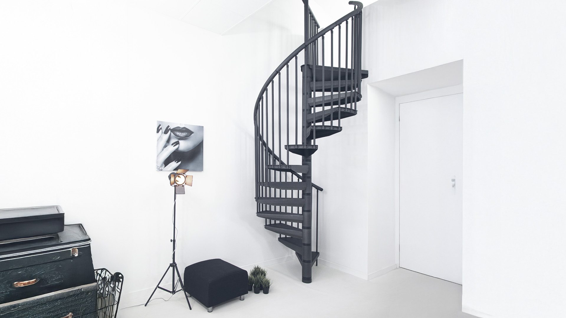 Scala a chiocciola DELTA Grey metallic