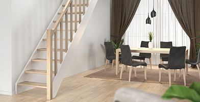 Scala classica in legno dal design senza tempo, perfetta per interni tradizionali.