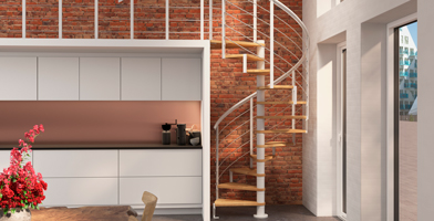 Scala a chiocciola con struttura compatta, ideale per un accesso elegante e ottimizzato.